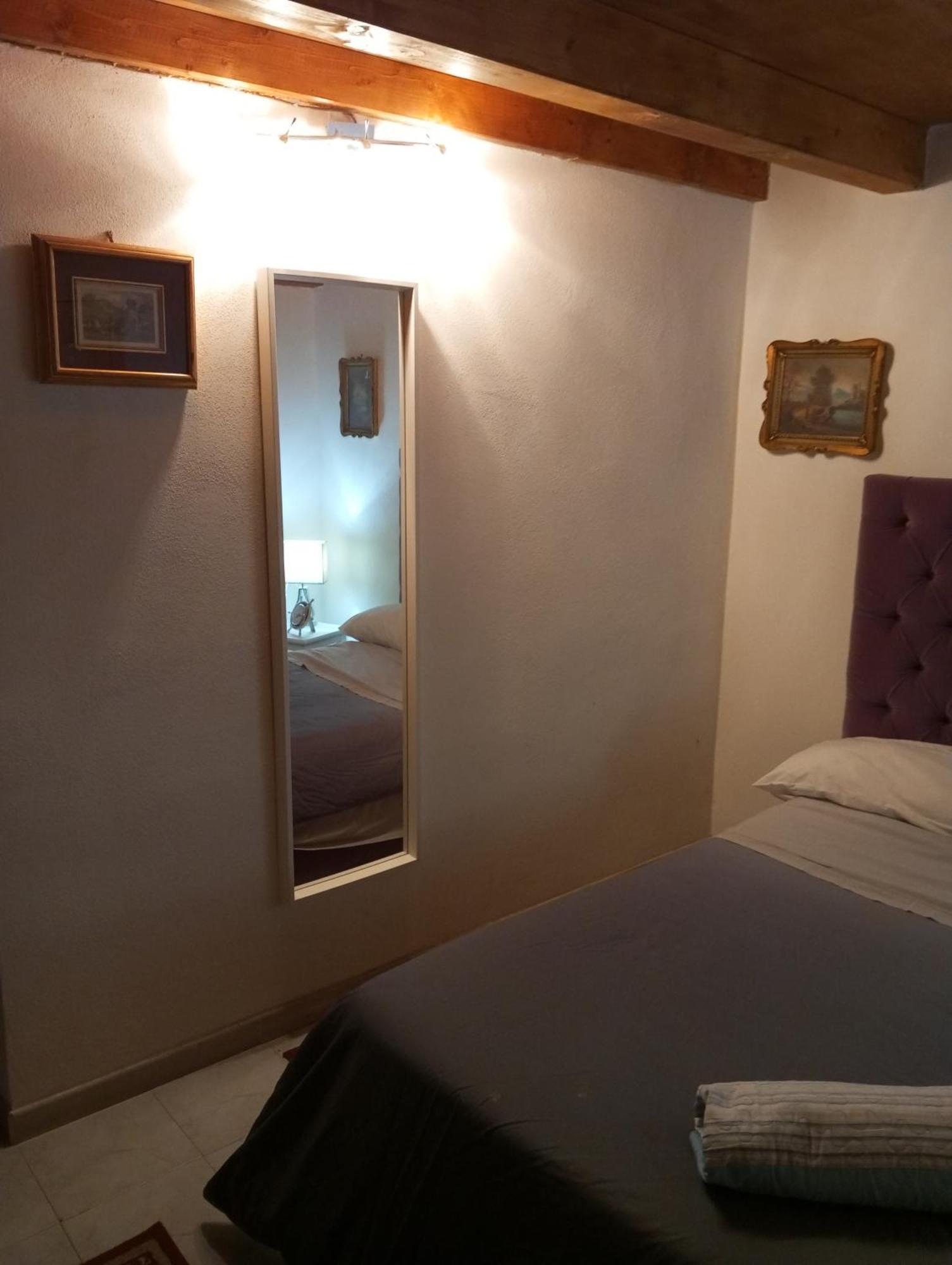Domvs 84 Hotel ตอร์เร อันนุนซิอาตา ภายนอก รูปภาพ